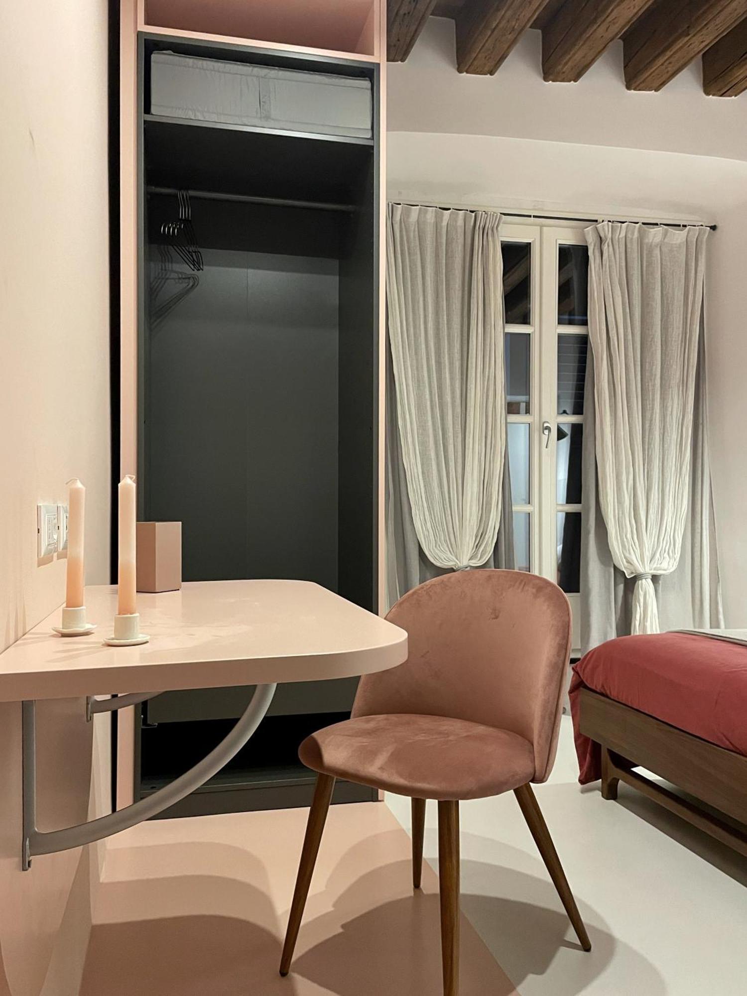 Dimora Al Porto Antico Apartment Genoa Bagian luar foto