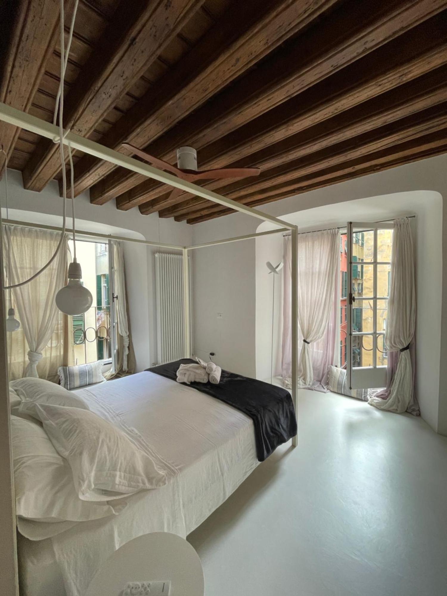 Dimora Al Porto Antico Apartment Genoa Bagian luar foto