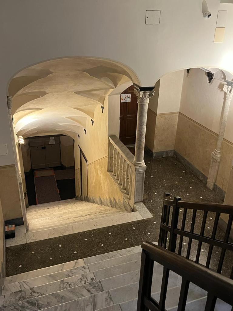 Dimora Al Porto Antico Apartment Genoa Bagian luar foto